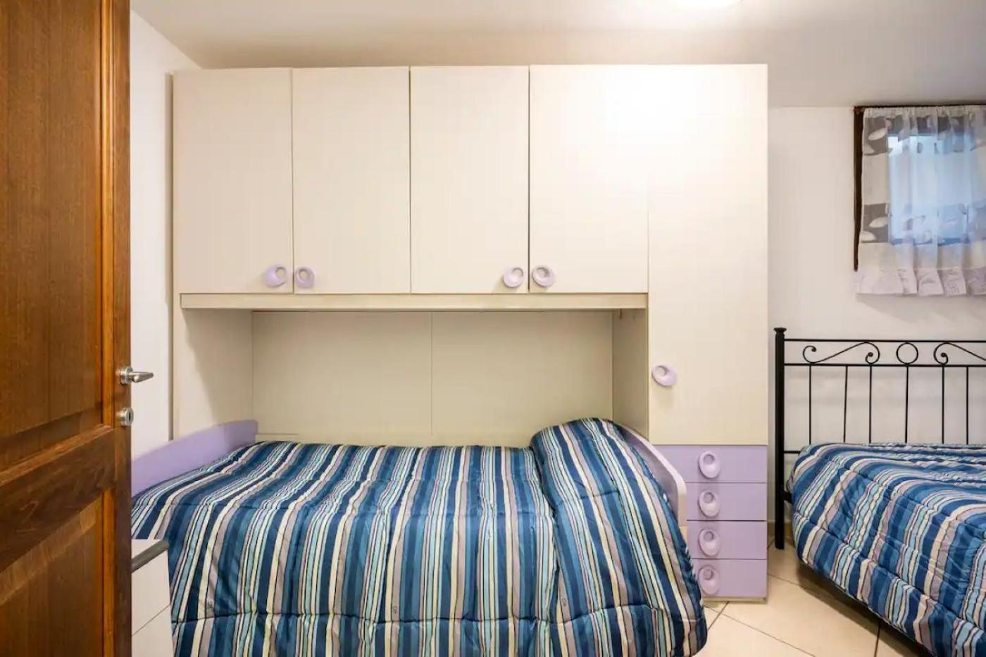 Apartment And Life
